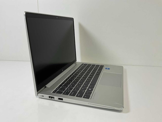 Hp elitebook 640 g10 14”, core(tm) i5 13th gen, 32 gb ram, 256 gb nvme laptop - afbeelding 2 van  8