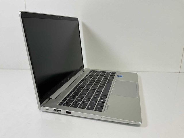 Hp elitebook 640 g10 14”, core(tm) i5 13th gen, 32 gb ram, 256 gb nvme laptop - afbeelding 2 van  7
