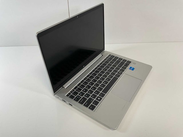 Hp elitebook 640 g10 14”, core(tm) i5 13th gen, 32 gb ram, 256 gb nvme laptop - afbeelding 2 van  7