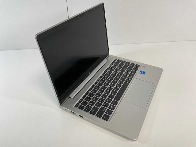 Hp elitebook 640 g10 14”, core(tm) i5 13th gen, 32 gb ram, 256 gb nvme laptop - afbeelding 2 van  7