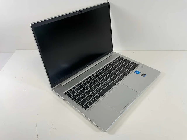 Hp elitebook 650 g9 15.5", core(tm) i5 12th gen, 16 gb ram, 256 gb nvme laptop - afbeelding 2 van  7