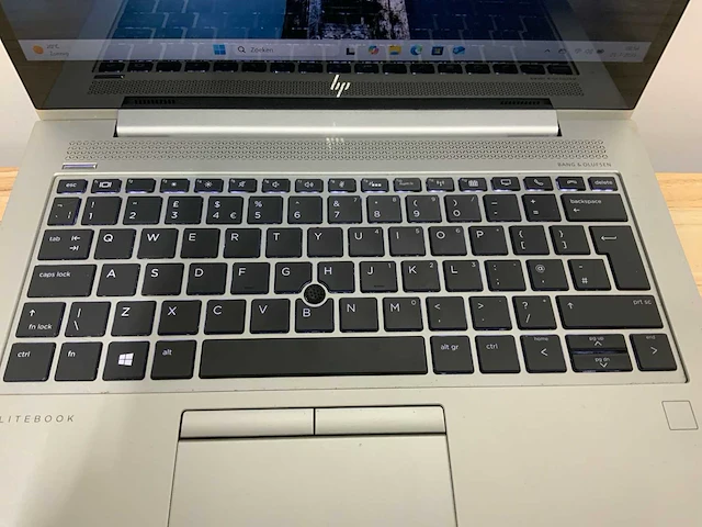 Hp elitebook 735 g5(ryzen 7 pro) laptop (3x) - afbeelding 2 van  9