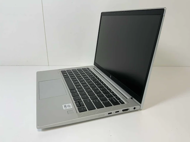 Hp elitebook 830 g7 13.3”, core(tm) i7 10th gen, 16 gb ram, 512 gb nvme laptop - afbeelding 3 van  7