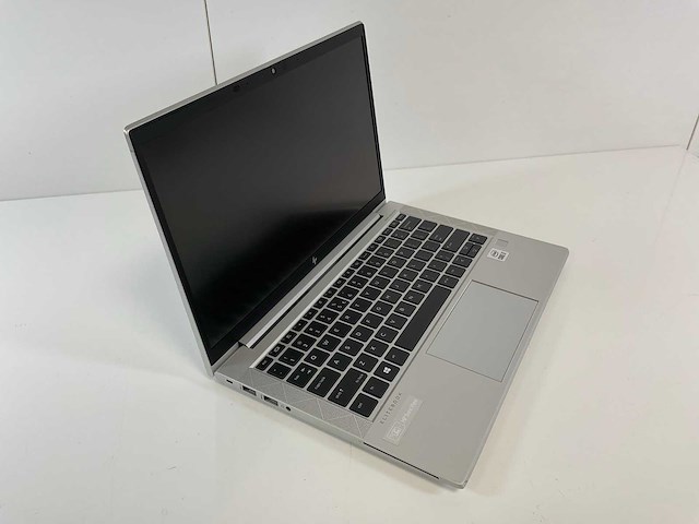 Hp elitebook 830 g7 13,3”, core(tm) i7 10th gen, 16 gb ram, 512 gb nvme laptop - afbeelding 2 van  8