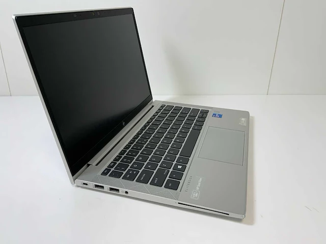 Hp elitebook 830 g8 13.3”, core(tm) i7 11th gen, 16 gb ram, 512 gb nvme laptop - afbeelding 3 van  7