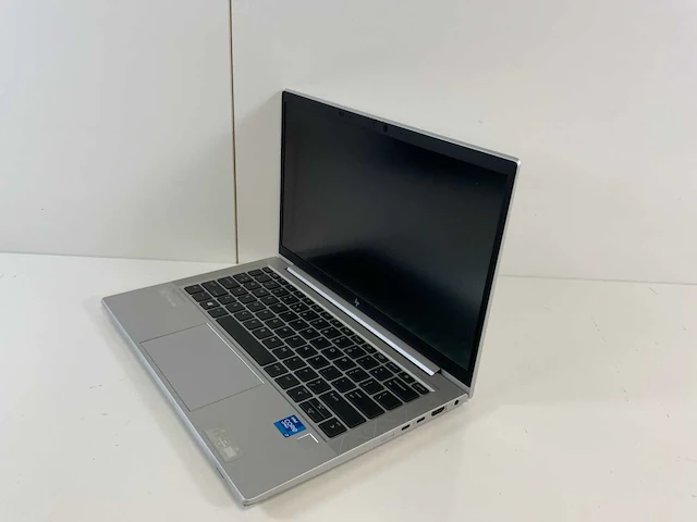 Hp elitebook 830 g8 13.3", core(tm) i7 11th gen, 16 gb ram, no hdd laptop - afbeelding 3 van  7