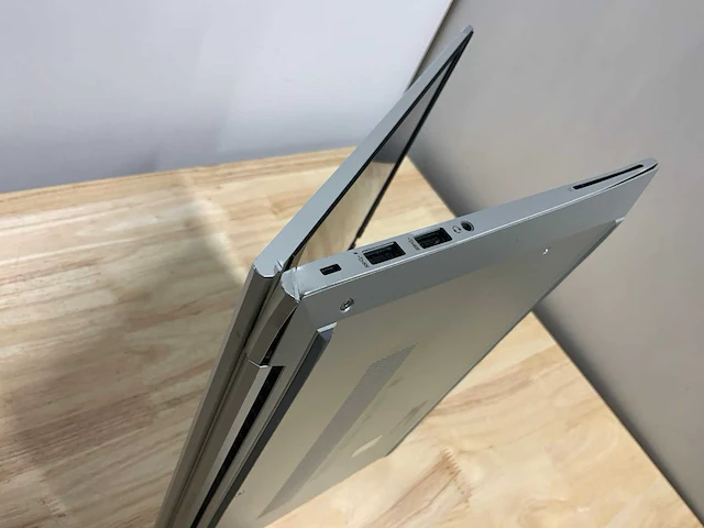 Hp elitebook 830 g8 laptop - afbeelding 2 van  10
