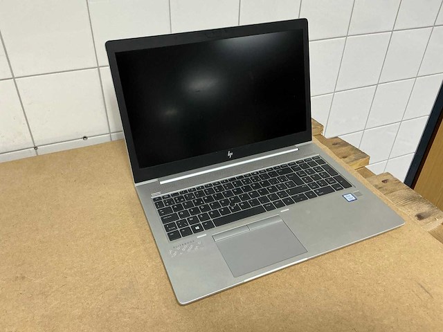 Hp elitebook 850 g5 - i5-8250u laptop - afbeelding 1 van  4