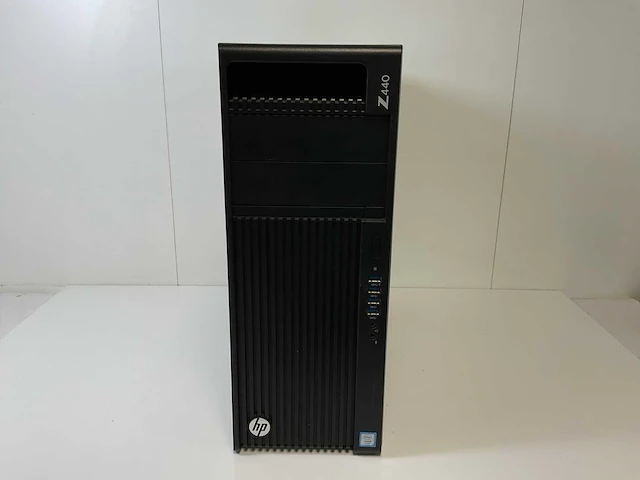Hp hp z440, xeon(r) e5-1650 v4, 64 gb ram, 512 gb nvme, nvidia quadro k1200 4 gb workstation - afbeelding 1 van  5