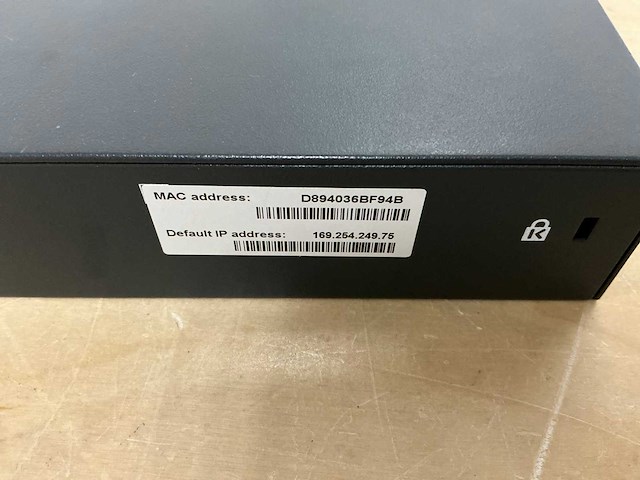 Hp jg922a 8-port 10/100 gigabit switch - afbeelding 2 van  3