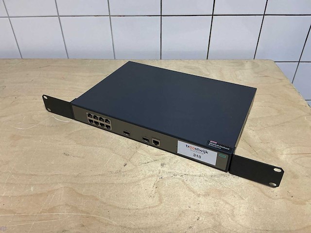 Hp jg922a 8-port 10/100 gigabit switch - afbeelding 1 van  2