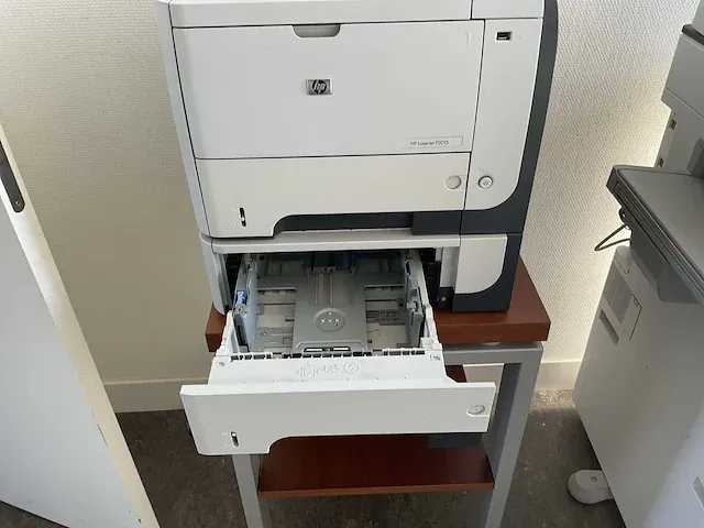 Hp laser jet p3015 - afbeelding 6 van  8