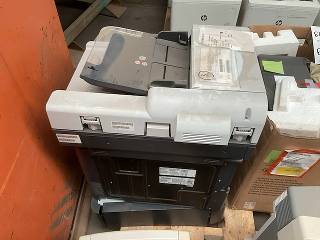 Hp laserjet 500 color mfp m575 printer - afbeelding 2 van  2