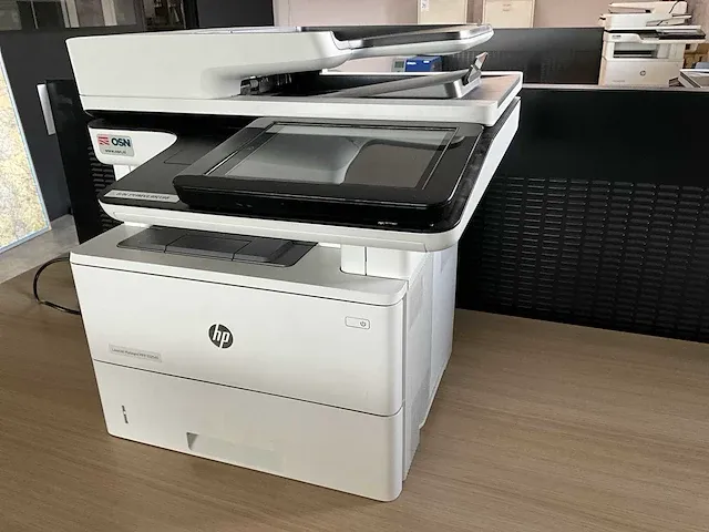 Hp mfp e52545 laserprinter - afbeelding 1 van  6