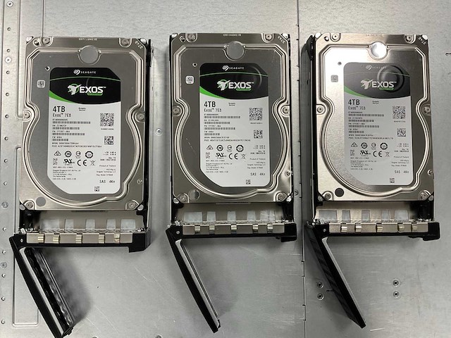 Hp (nmbla-0002-1200) - 21x 4 tb seagate (st4000nm0095) & 3x 1,92 tb samsung (mz-7lm1t9n) nimble dual controller storage array - afbeelding 13 van  13