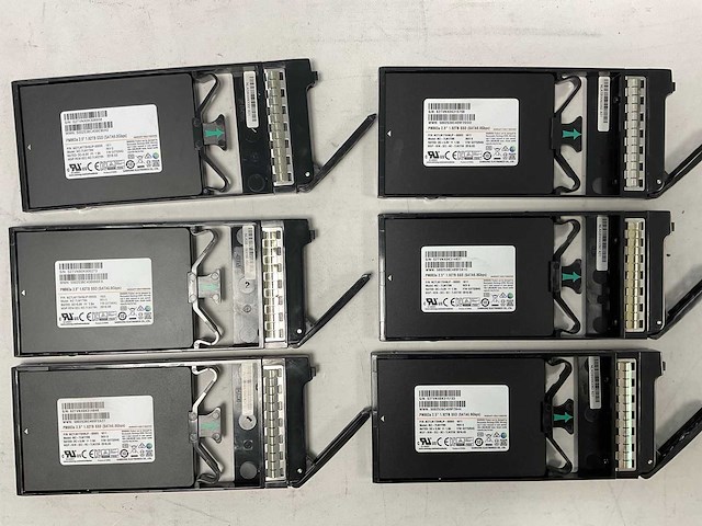 Hp (nmbla-0002-1200) - 21x 4 tb seagate (st4000nm0095) & 6x 1,92 tb samsung (mz-7lm1t9n) nimble dual controller storage array - afbeelding 5 van  13