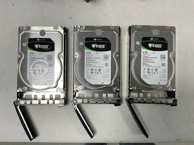 Hp (nmbla-0002-1200) - 21x 4 tb seagate (st4000nm0095) & 6x 1,92 tb samsung (mz-7lm1t9n) nimble dual controller storage array - afbeelding 12 van  13