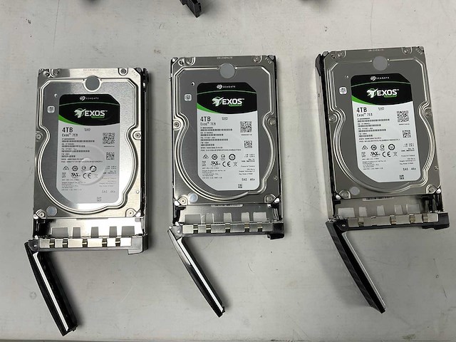 Hp (nmbla-0002-1200) - 21x 4 tb seagate (st4000nm0095) & 6x 1,92 tb samsung (mz-7lm1t9n) nimble dual controller storage array - afbeelding 13 van  13