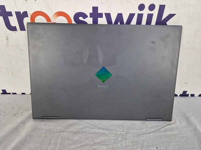 Hp omen 15-en1268ng amd ryzen™ 5 5600h laptop - afbeelding 5 van  5