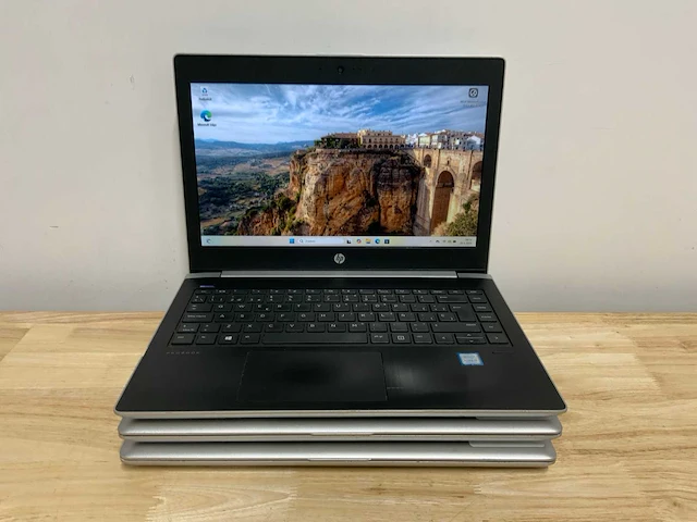 Hp probook 450 g8 laptop (3x) - afbeelding 1 van  8