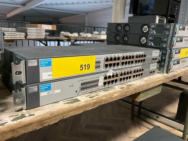 Hp procurve 1800-24g (j9028b) 19" switch (2x) - afbeelding 1 van  4