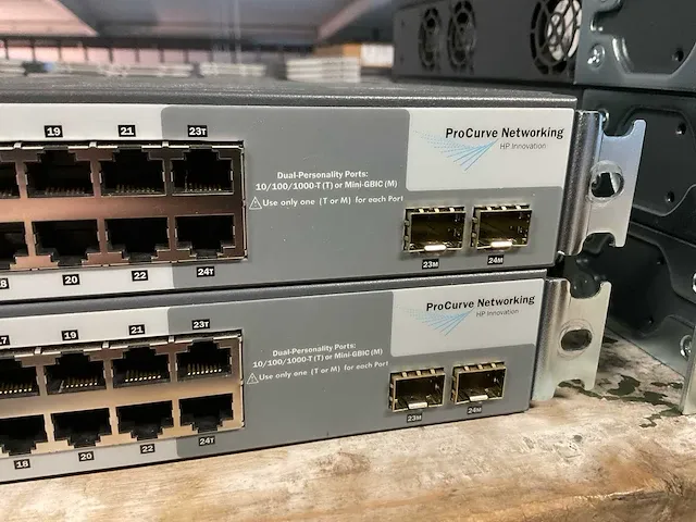 Hp procurve 1800-24g (j9028b) 19" switch (2x) - afbeelding 4 van  4