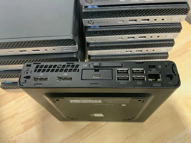 Hp prodesk 600 g3 desktop (10x) - afbeelding 3 van  5