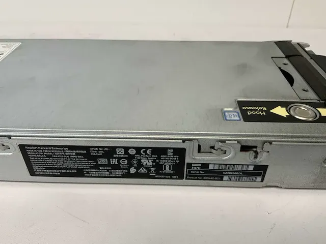 Hp proliant bl460c gen10, 2x xeon(r) gold 6134, 8x 64 gb ram, no hdd blades (2x) - afbeelding 7 van  8