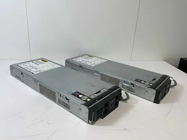Hp proliant bl460cc gen9, 2x xeon(r) e5-2667 v3, 12x 32 gb ram, no hdd blades (2x) - afbeelding 3 van  8