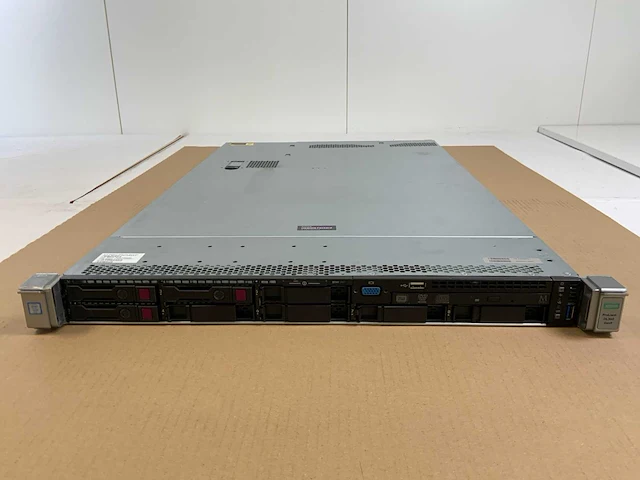 Hp proliant dl360, 2x xeon(r) e5-2620, 4x 16 gb ram, 3x 1 tb(mz-75e1t0) rack mount chassis - afbeelding 1 van  9