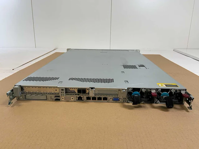 Hp proliant dl360, 2x xeon(r) e5-2620, 4x 16 gb ram, 3x 1 tb(mz-75e1t0) rack mount chassis - afbeelding 5 van  9