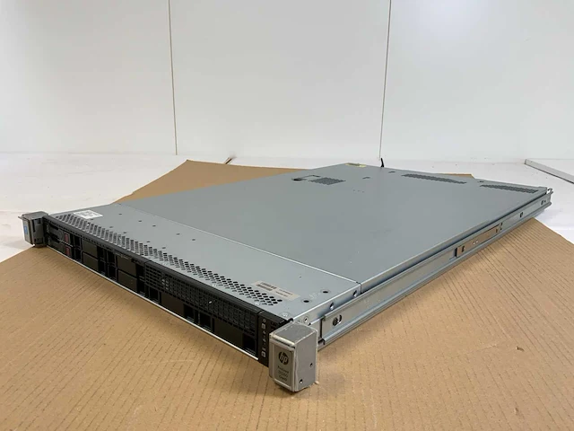 Hp proliant dl360 g9, 2x xeon(r) e5-2630l v3, 12x 32 gb ram, 2x 300 gb sas(eh0300jedhc) rack mount chassis - afbeelding 4 van  9