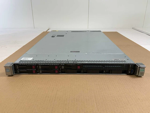 Hp proliant dl360 g9, 2x xeon(r) e5-2650 v4, 8x 16 gb ram, 3x 480 gb ssd(lk0480gfjsk) - 2x 1.8 tb sas(al14seb18eq) rack mount chassis - afbeelding 1 van  10