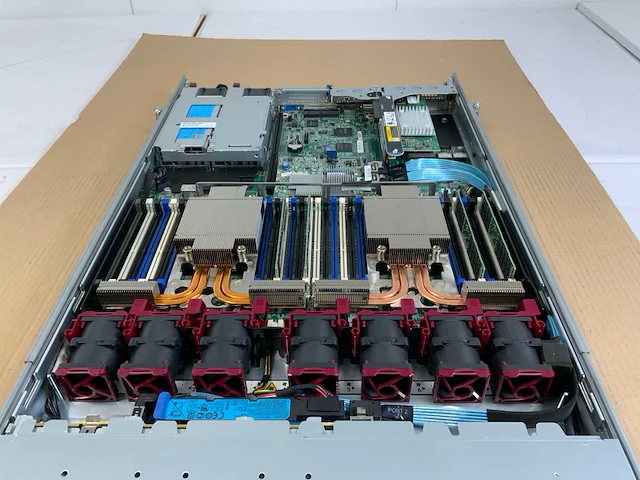 Hp proliant dl360 g9, 2x xeon(r) e5-2697 v4, 4x 32 gb ram, 2x 300 gb sas(eh000300jwcpk) rack mount chassis - afbeelding 7 van  9
