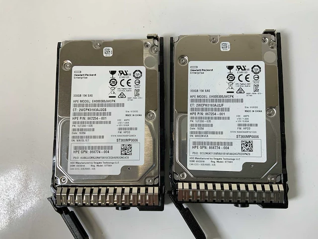 Hp proliant dl360 g9, 2x xeon(r) e5-2697 v4, 4x 32 gb ram, 2x 300 gb sas(eh000300jwcpk) rack mount chassis - afbeelding 9 van  9