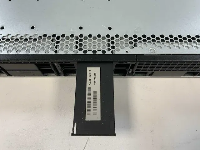 Hp proliant dl360 gen10, 2x xeon(r) gold 6142, 12x 64 gb ram, 960 gb ssd (mk000960gwugh) rack mount chassis - afbeelding 7 van  7