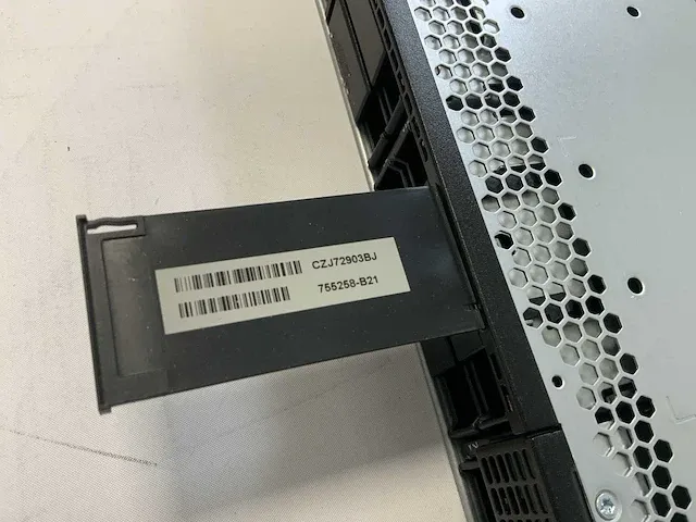 Hp proliant dl360 gen9, 2x xeon(r) e5-2620 v4, 8x 64 gb ram, no hdd rack mount chassis - afbeelding 7 van  7