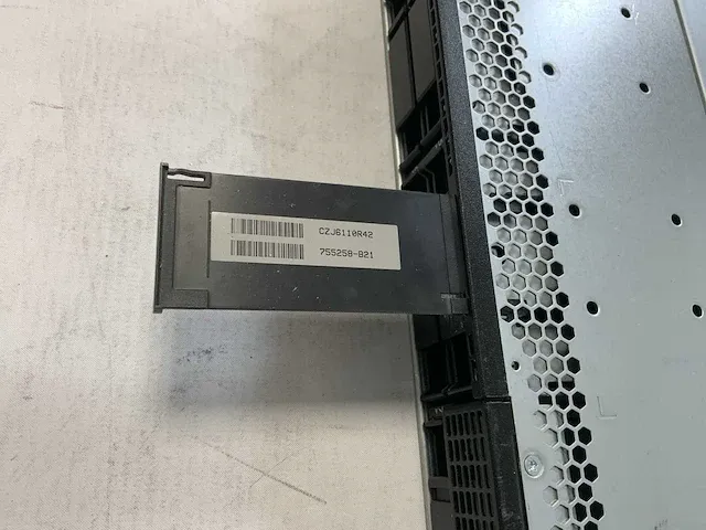 Hp proliant dl360 gen9, 2x xeon(r) e5-2690 v3, 14x 32 gb ram, no hdd rack mount chassis - afbeelding 9 van  9