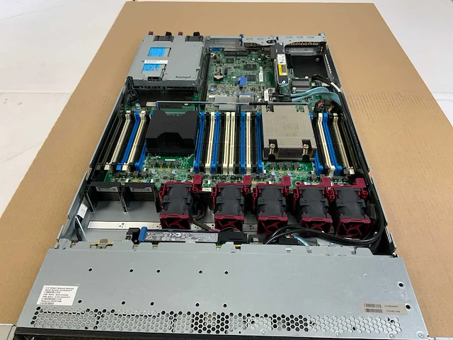 Hp proliant dl360, xeon(r) e5-2620, no ram, 2x 146 gb sas(eh0146fbqdc) rack mount chassis - afbeelding 7 van  9