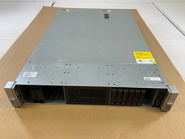 Hp proliant dl380 gen 9, 2x xeon(r) e5-2630, 2x 16 gb ram, 4x 400 gb ssd(mk0400gctza) - 2x 146 gb sas(eh0146fbqdc) rack mount chassis - afbeelding 4 van  11