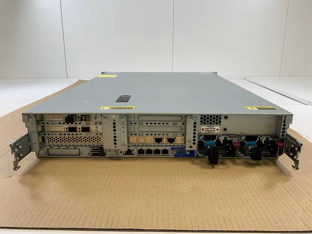 Hp proliant dl380 gen 9, 2x xeon(r) e5-2630, 2x 16 gb ram, 4x 400 gb ssd(mk0400gctza) - 2x 146 gb sas(eh0146fbqdc) rack mount chassis - afbeelding 7 van  11