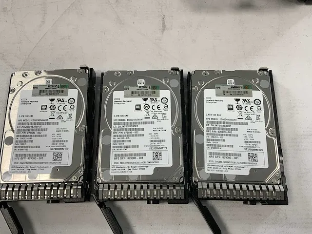 Hp proliant dl380 gen10, xeon(r) gold 5115, 6x 16 gb ram, 7x 2 tb sas (eg002400jwjnt) rack mount chassis - afbeelding 2 van  12