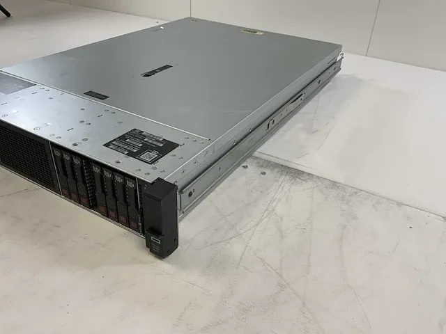 Hp proliant dl380 gen10, xeon(r) gold 5115, 6x 16 gb ram, 7x 2 tb sas (eg002400jwjnt) rack mount chassis - afbeelding 6 van  12