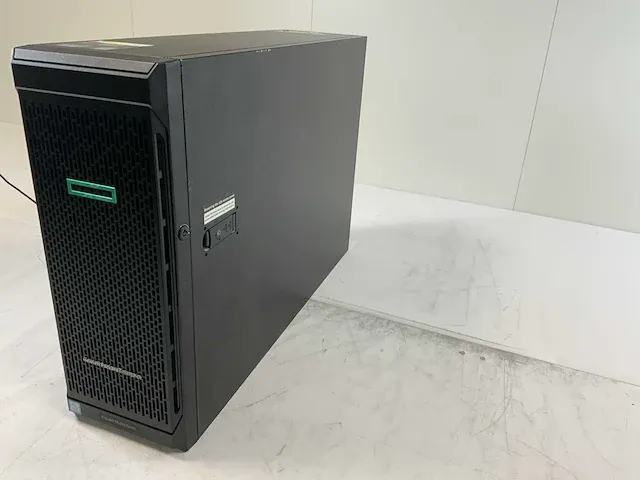 Hp proliant ml350 gen10, xeon(r) bronze 3106, 2x 16 gb ram, 2x 2 tb sata (mb002000gwfgh) tower server - afbeelding 3 van  10