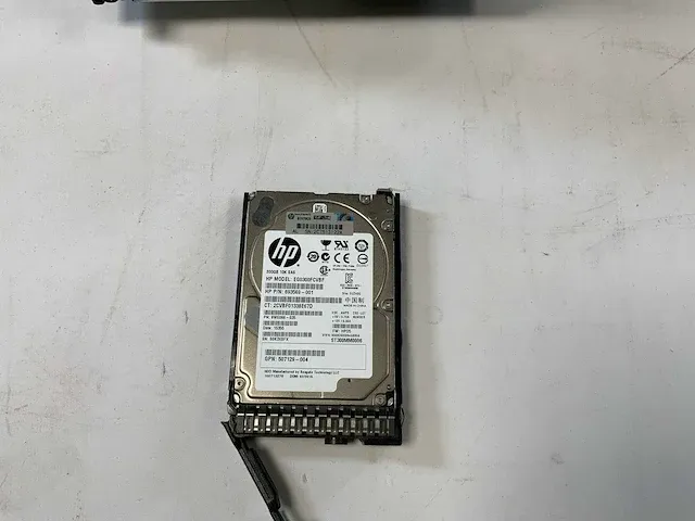 Hp proliant ml350 gen9, xeon(r) cpu e5-2620 v3, 32 gb ram, 2 tb ssd tower server - afbeelding 6 van  7
