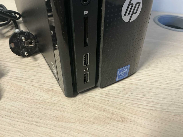 Hp slimline desktop pc 260-a180nd desktop - afbeelding 2 van  5