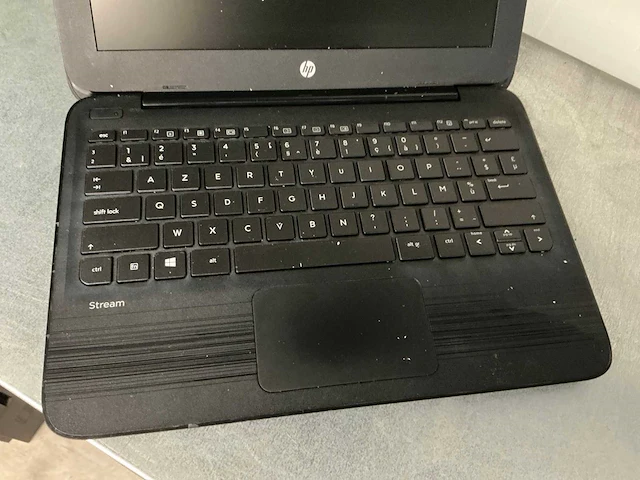 Hp stream 11 g3 11,6'' laptop - afbeelding 2 van  4