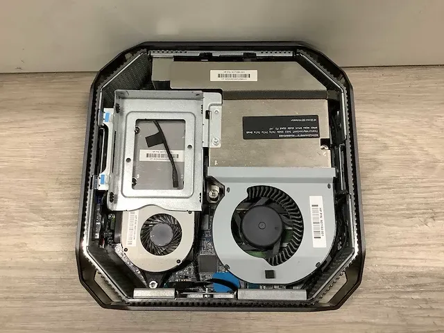 Hp z2 mini g3 workstation - afbeelding 4 van  13