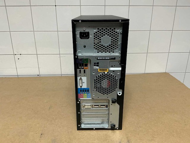Hp z240 - e3-1245 v5 desktop - afbeelding 4 van  7