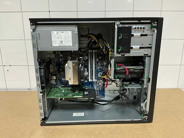 Hp z240 - e3-1245 v5 desktop - afbeelding 5 van  7
